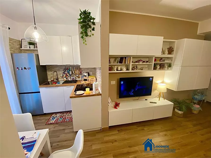 Immagine 7 di Appartamento in vendita  a Capurso