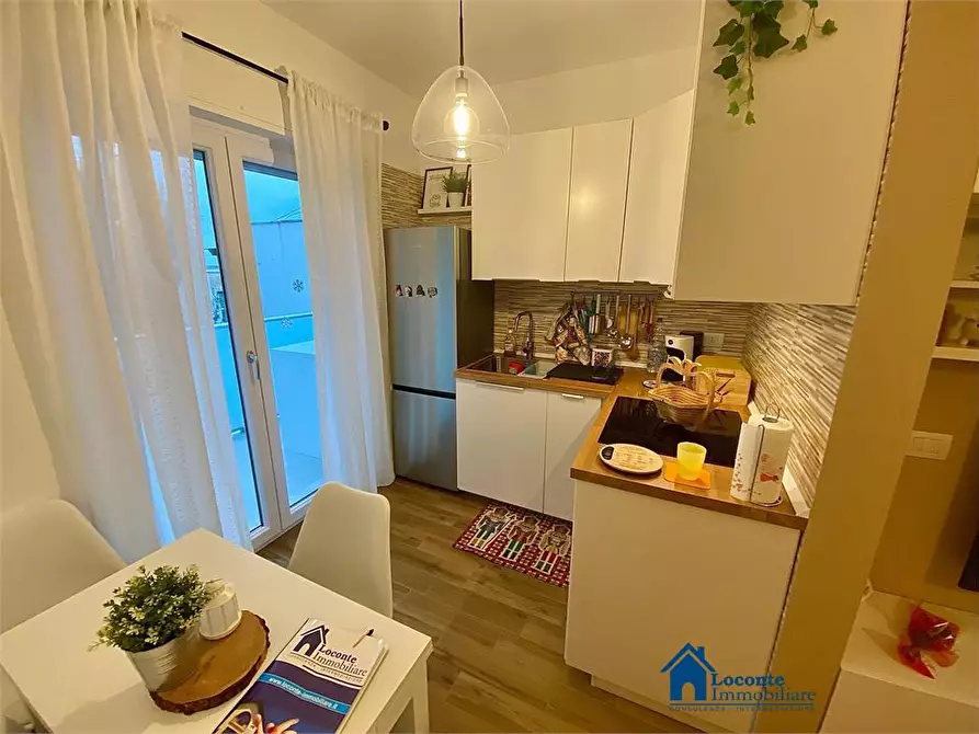 Immagine 5 di Appartamento in vendita  a Capurso