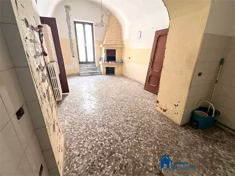 Immagine 2 di Casa indipendente in vendita  a Cellamare