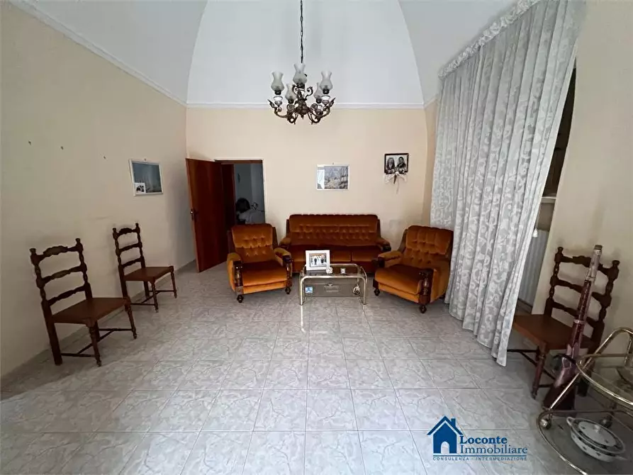 Immagine 6 di Casa indipendente in vendita  a Cellamare