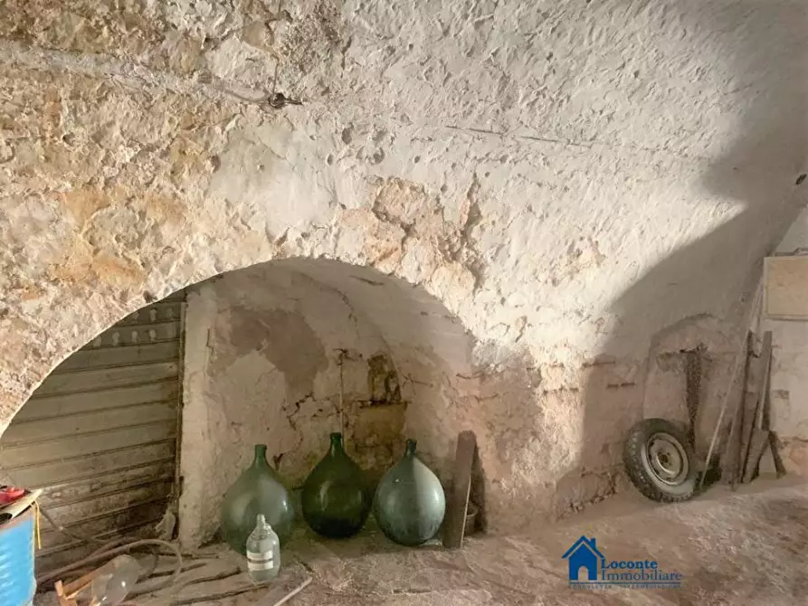 Immagine 4 di Casa indipendente in vendita  a Capurso