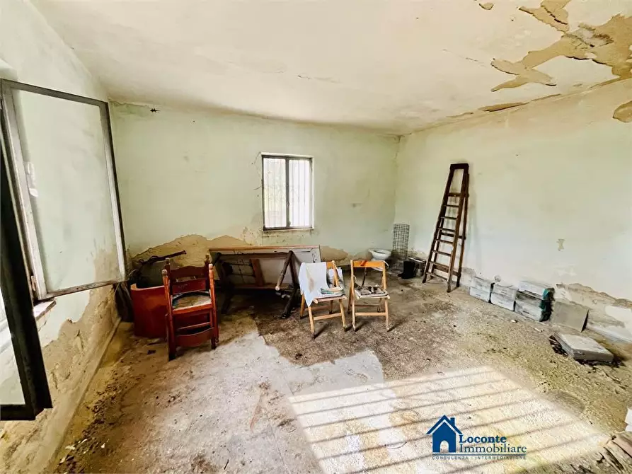 Immagine 10 di Casa indipendente in vendita  a Bari