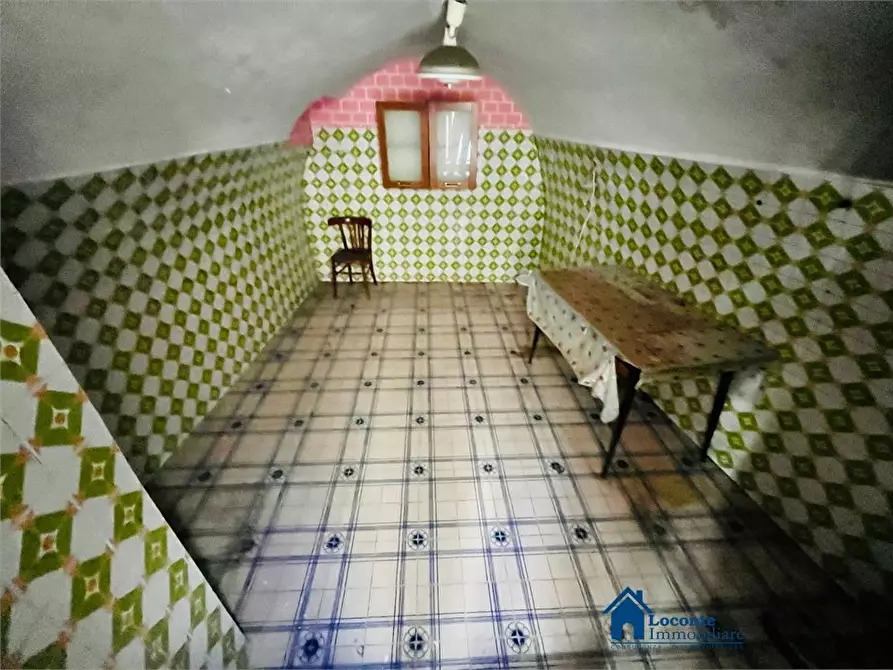 Immagine 7 di Casa indipendente in vendita  a Capurso