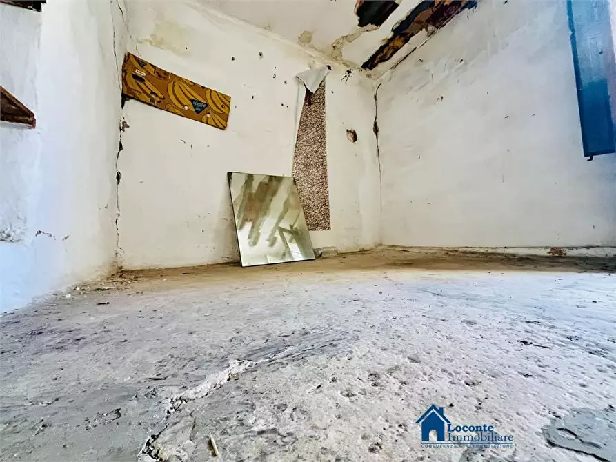 Immagine 6 di Casa indipendente in vendita  a Capurso