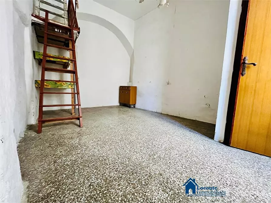 Immagine 4 di Casa indipendente in vendita  a Capurso