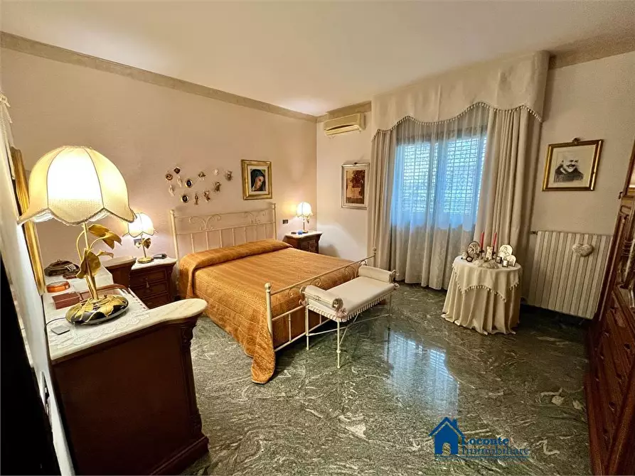 Immagine 10 di Casa indipendente in vendita  a Capurso