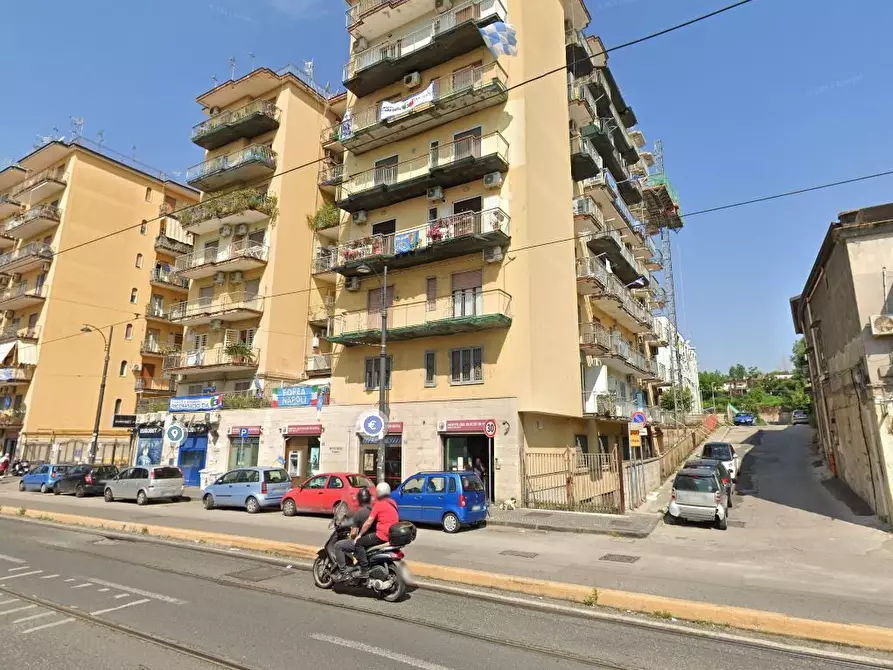 Immagine 3 di Magazzino in vendita  30 a Napoli