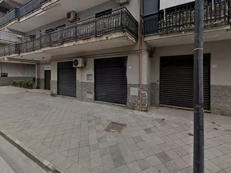 Immagine 1 di Negozio in affitto  185 a Casalnuovo Di Napoli