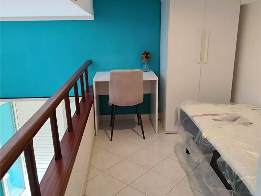 Immagine 10 di Appartamento in affitto  29 a Napoli