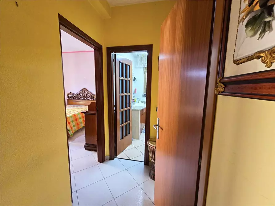 Immagine 10 di Appartamento in vendita  a Napoli