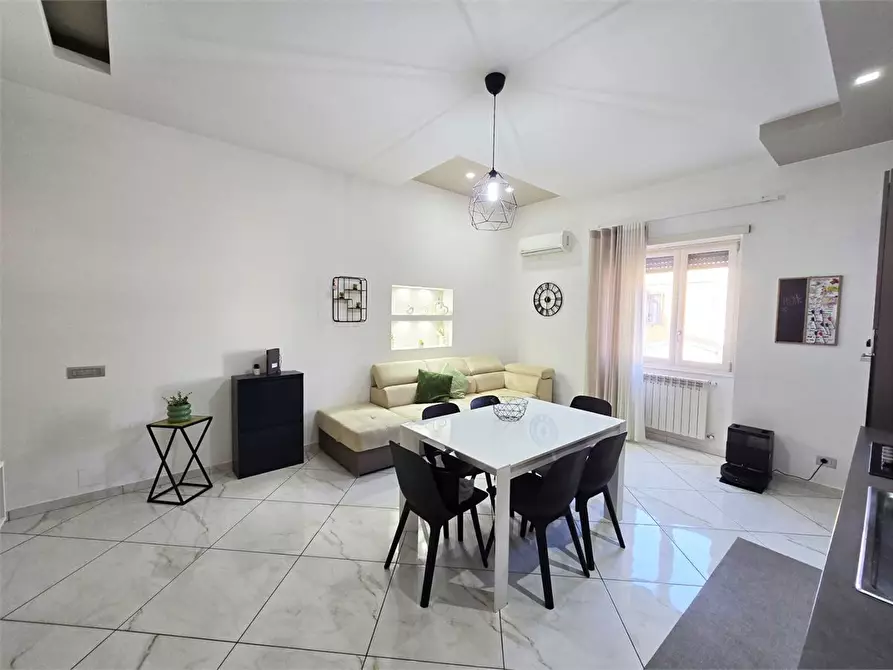 Immagine 3 di Appartamento in vendita  a Napoli