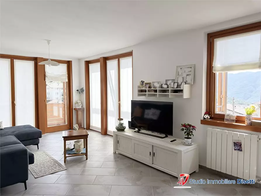 Immagine 10 di Appartamento in vendita  15 a Borno