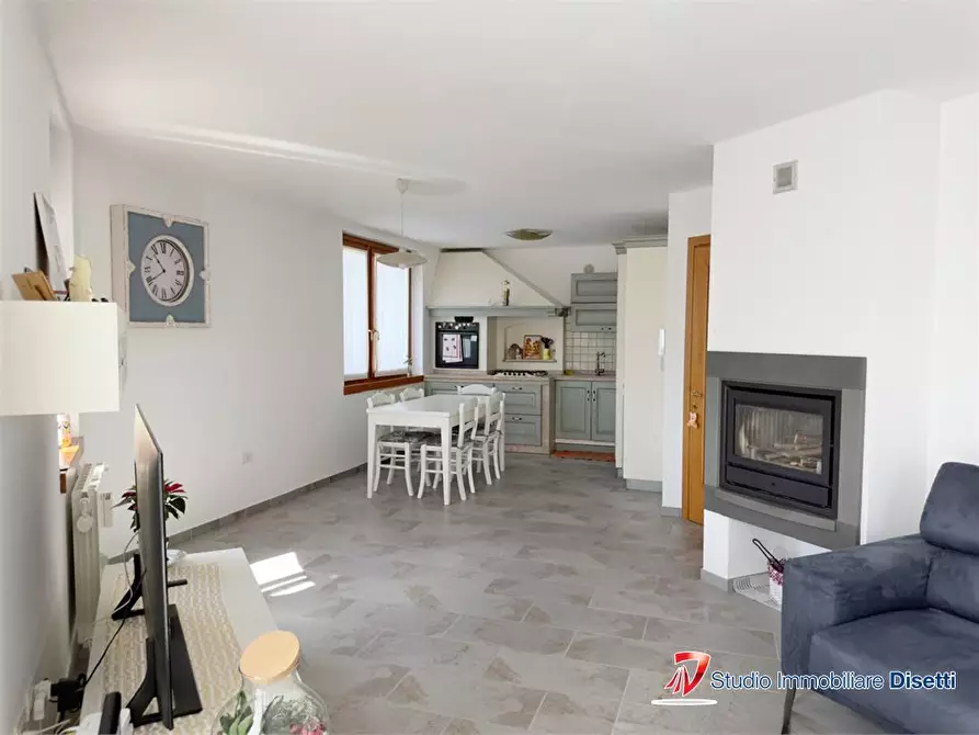 Immagine 5 di Appartamento in vendita  15 a Borno