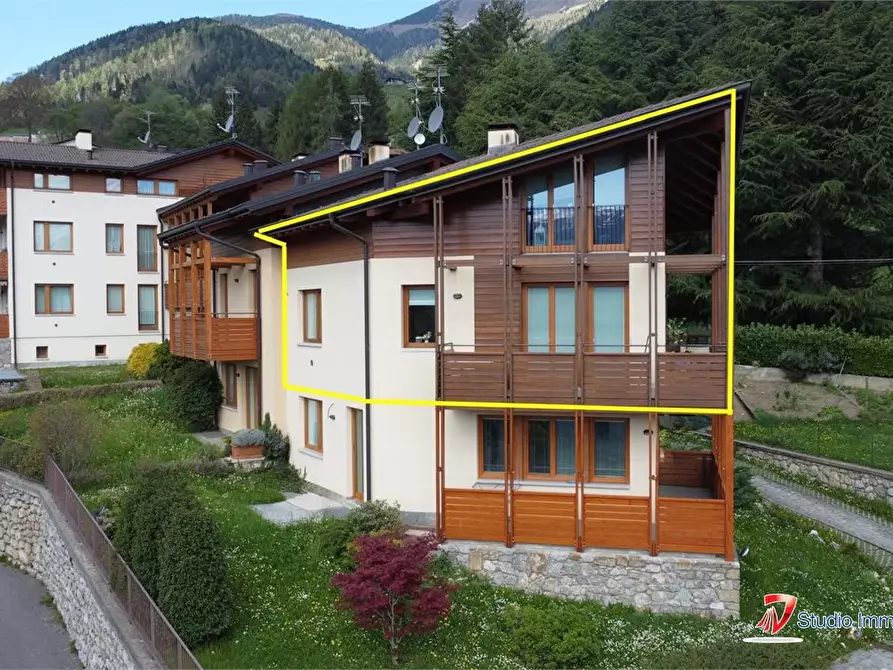 Immagine 1 di Appartamento in vendita  15 a Borno