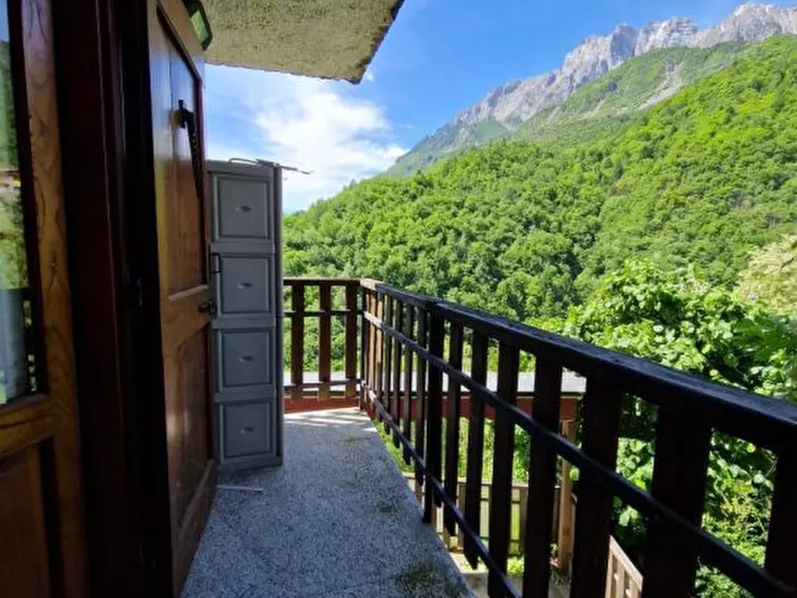 Immagine 9 di Appartamento in vendita  a Capo Di Ponte