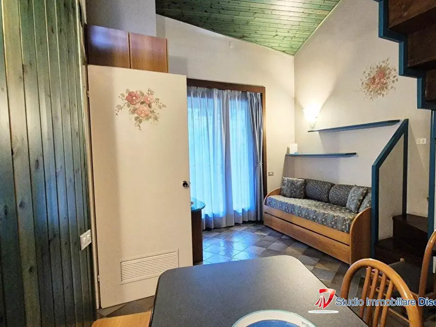 Immagine 2 di Appartamento in vendita  13-15 a Ponte Di Legno
