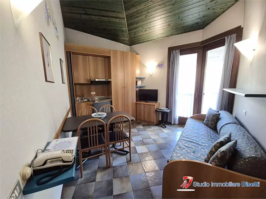 Immagine 1 di Appartamento in vendita  a Ponte Di Legno