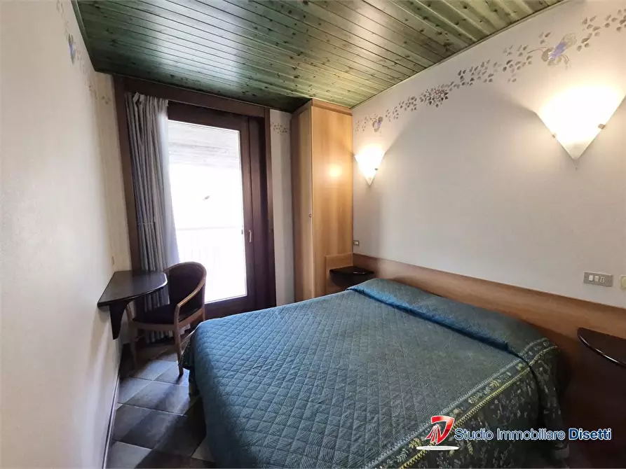 Immagine 5 di Appartamento in vendita  a Ponte Di Legno