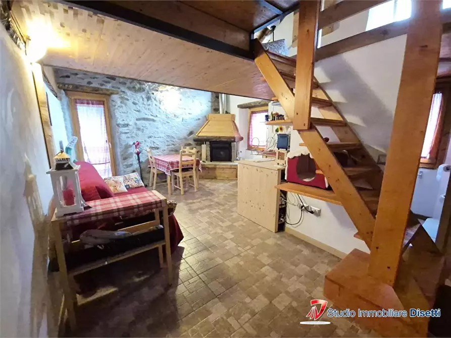 Immagine 2 di Appartamento in vendita  38 a Malonno