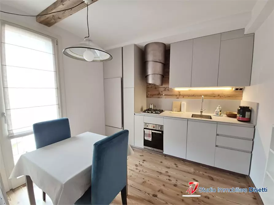 Immagine 3 di Appartamento in vendita  150 a Edolo