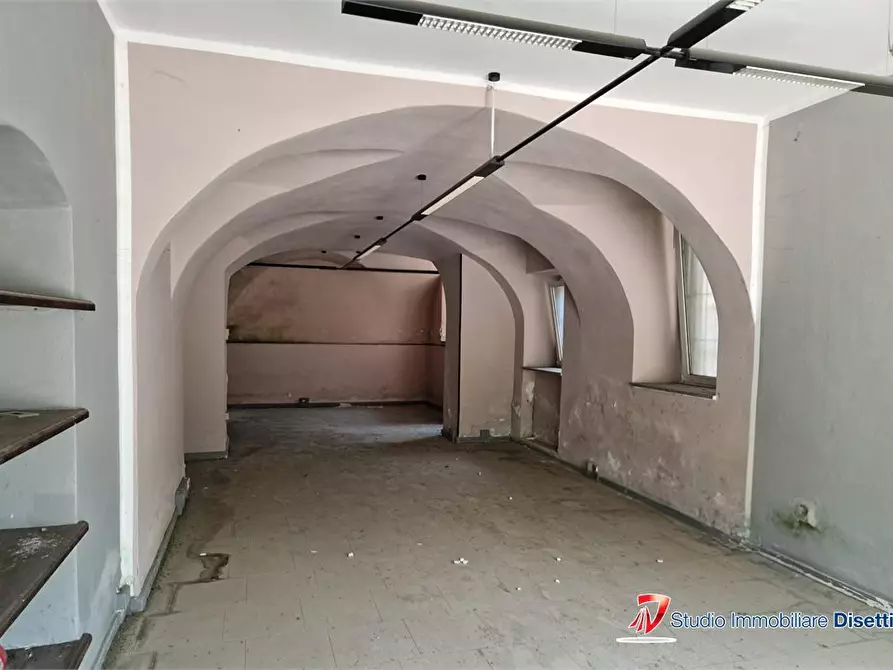 Immagine 3 di Negozio in vendita  2 a Niardo