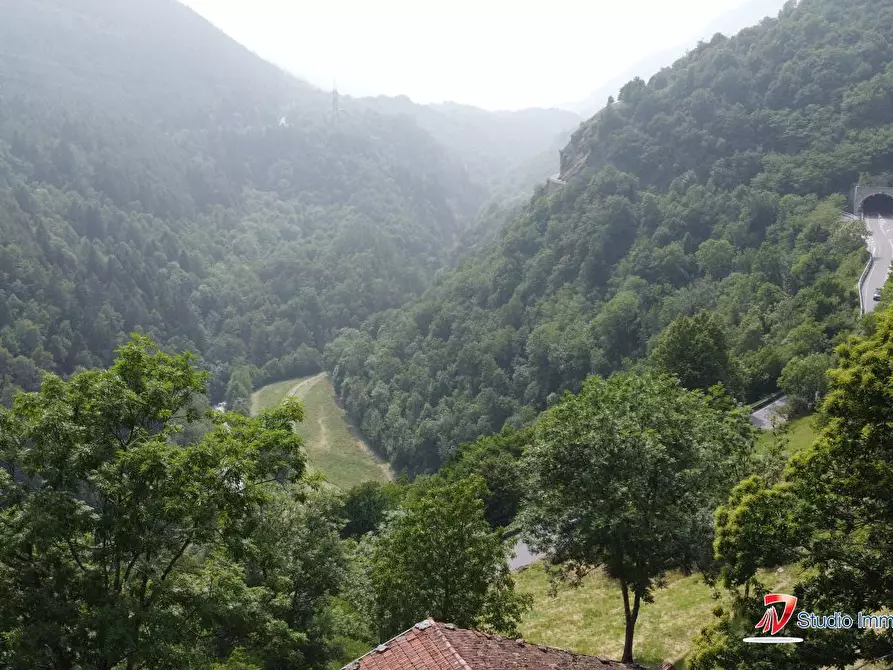 Immagine 4 di Rustico / casale in vendita  a Edolo