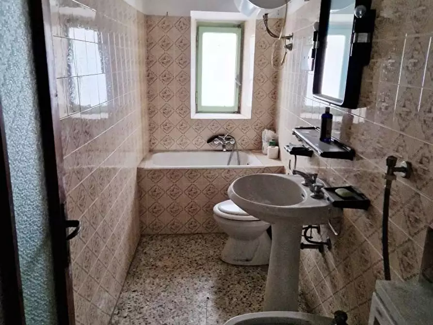 Immagine 10 di Rustico / casale in vendita  34 a Edolo