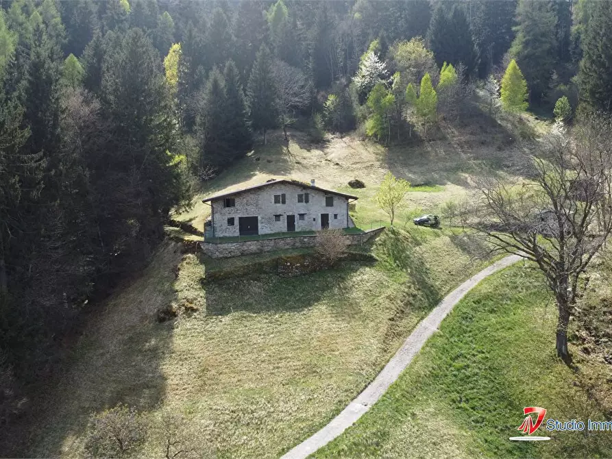 Immagine 1 di Rustico / casale in vendita  a Edolo