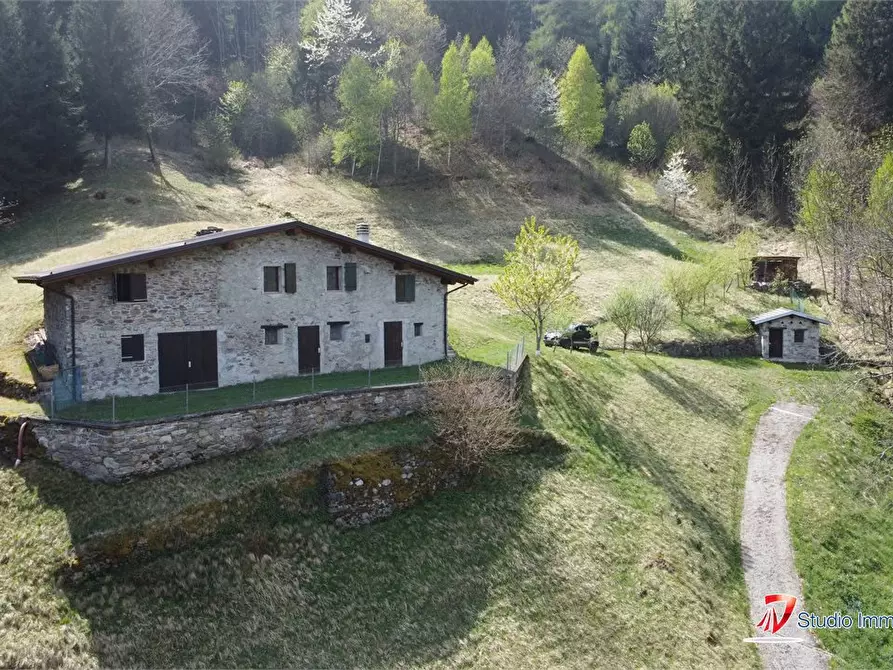 Immagine 2 di Rustico / casale in vendita  a Edolo
