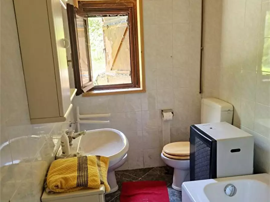 Immagine 10 di Rustico / casale in vendita  a Corteno Golgi