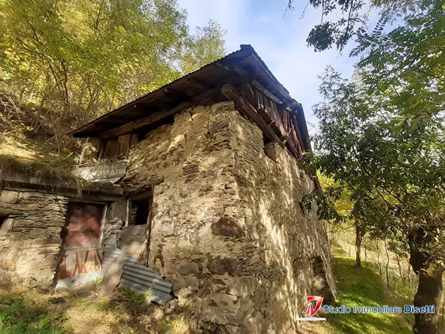 Immagine 1 di Rustico / casale in vendita  a Monno