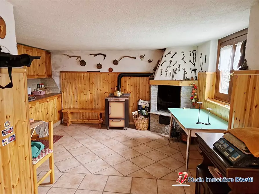 Immagine 7 di Rustico / casale in vendita  a Corteno Golgi
