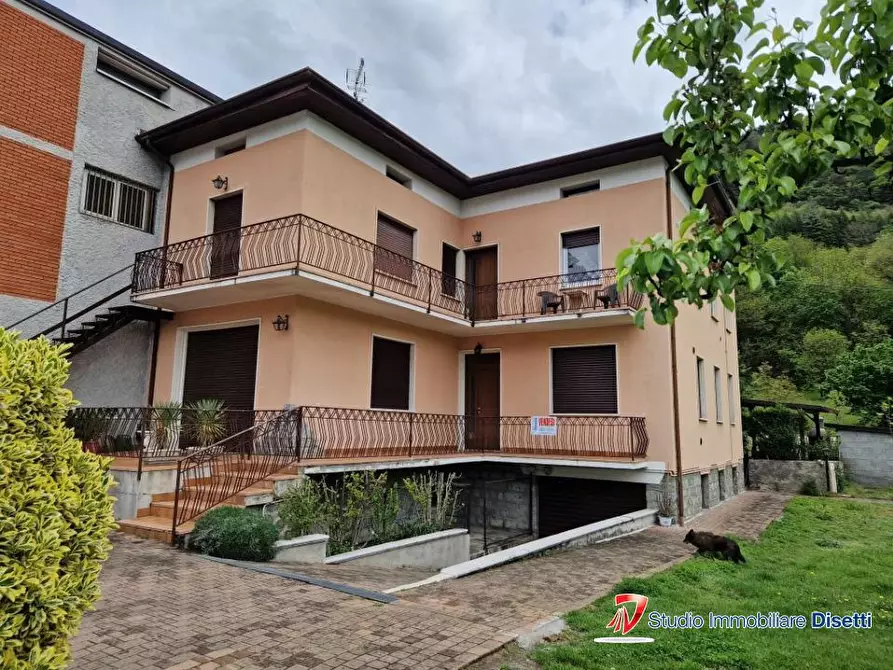 Immagine 2 di Casa semindipendente in vendita  48 a Ceto