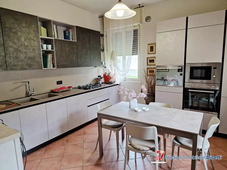 Immagine 7 di Casa semindipendente in vendita  48 a Ceto