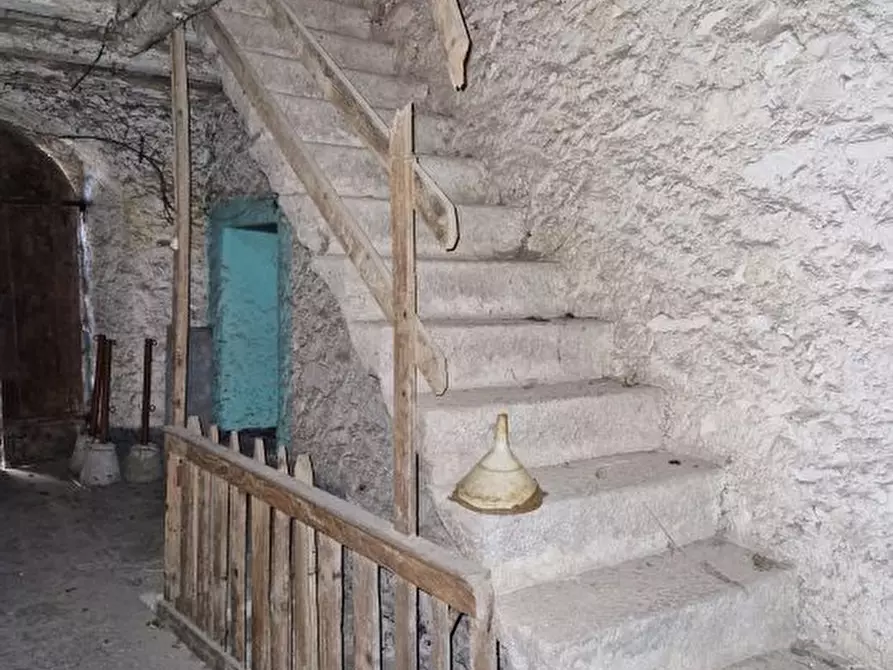 Immagine 10 di Casa semindipendente in vendita  7 a Losine