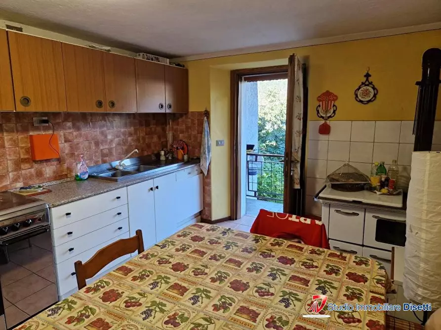 Immagine 4 di Casa semindipendente in vendita  a Sonico