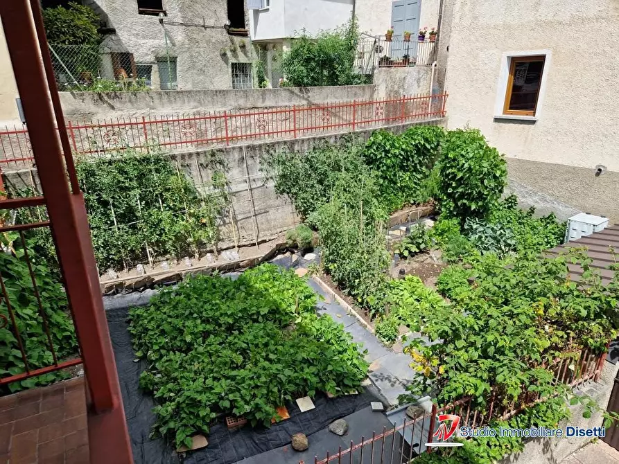 Immagine 3 di Casa semindipendente in vendita  a Malonno