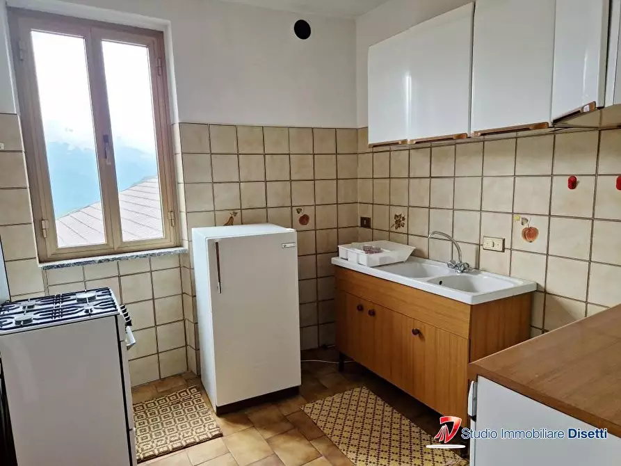 Immagine 6 di Casa semindipendente in vendita  a Berzo Demo
