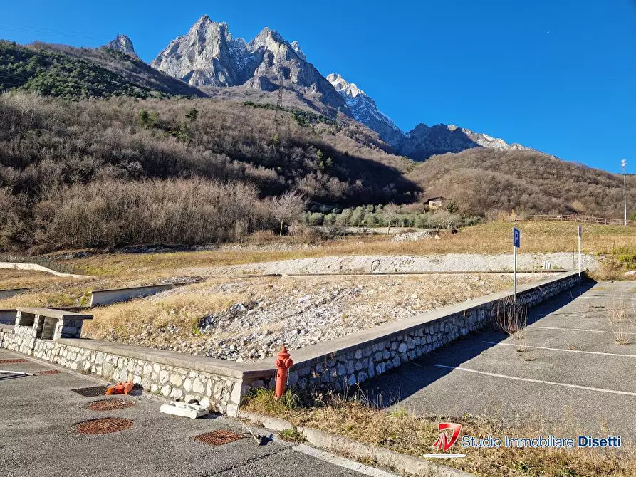 Immagine 1 di Terreno edificabile in vendita  a Losine
