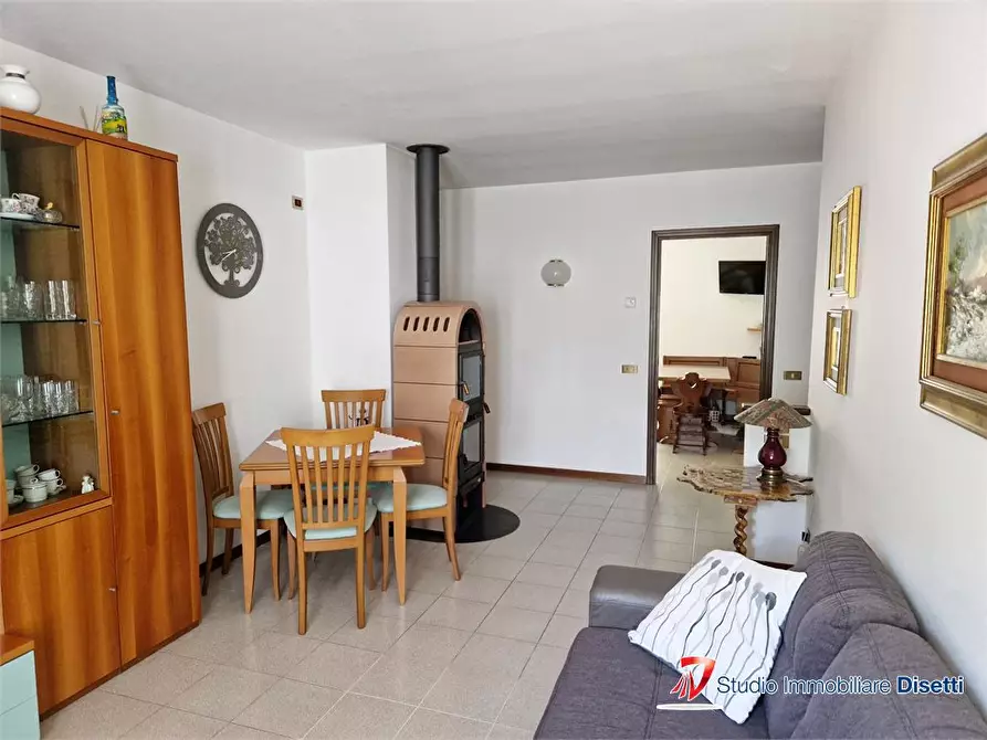 Immagine 9 di Villa in vendita  129 a Edolo