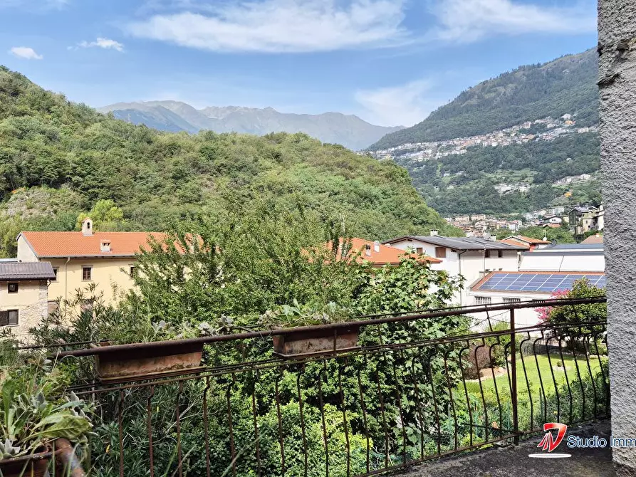 Immagine 4 di Villa in vendita  a Cedegolo
