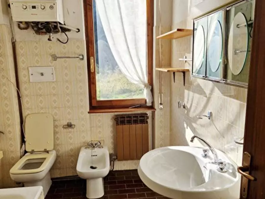 Immagine 9 di Villa in vendita  2 a Capo Di Ponte