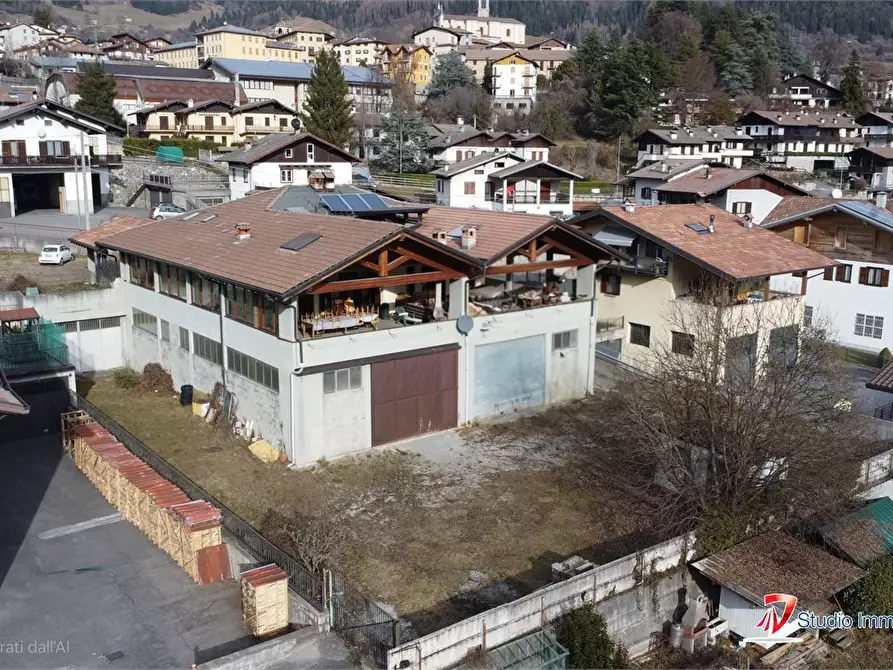 Immagine 1 di Villa in vendita  a Borno