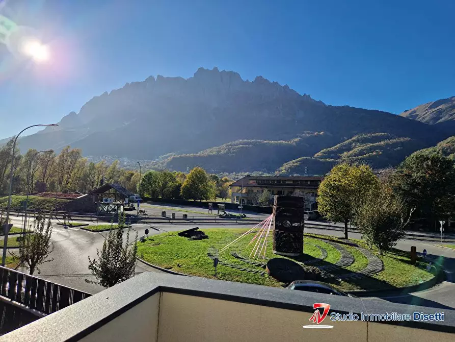Immagine 10 di Villa in vendita  2 a Capo Di Ponte