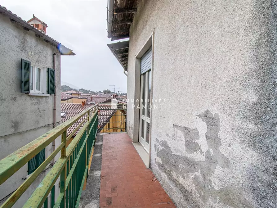 Immagine 10 di Villa in vendita  3 a Galbiate