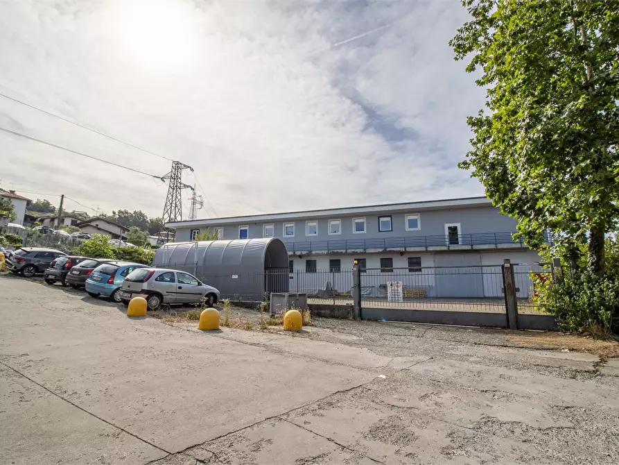 Immagine 9 di Capannone industriale in vendita  54 a Barzanò