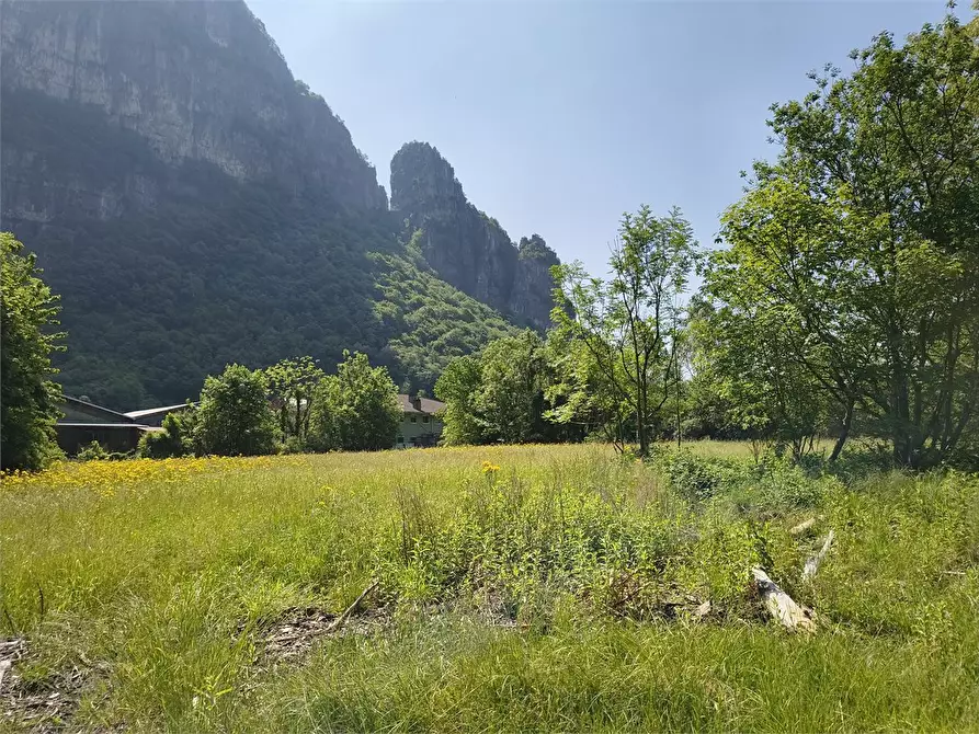 Immagine 5 di Terreno edificabile in vendita  a Ballabio