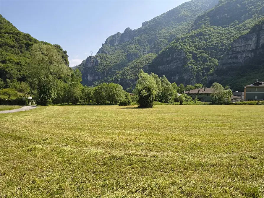 Immagine 7 di Terreno edificabile in vendita  a Ballabio