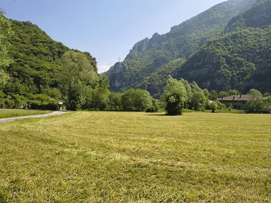 Immagine 4 di Terreno edificabile in vendita  a Ballabio