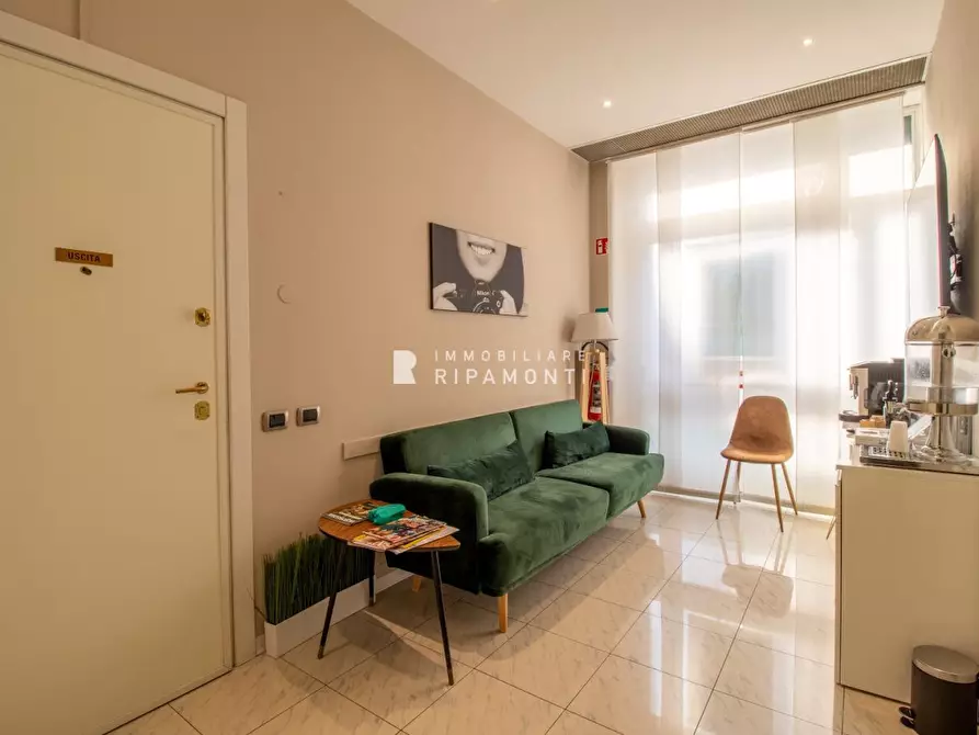 Immagine 2 di Ufficio in vendita  11 a Lecco